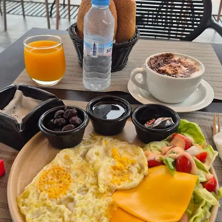 Bed & Breakfast -casa Zack 3*